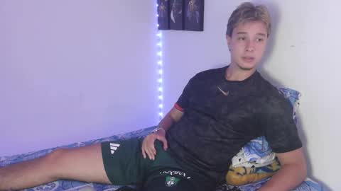 Snapshot of jack_walker190 chatting on October 18, 7:01 am J online show from October 18, 7:01 am