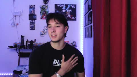Snapshot of jack_walker190 chatting on December 24, 2:54 am J online show from December 24, 2:54 am