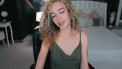 Jackie online show from June 23, 4:31 am
