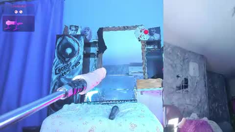 jackie_swann online show from July 8, 1:31 am