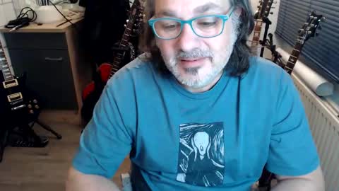 Jack independent model  online show from May 9, 10:49 pm