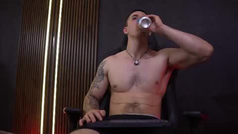 Jackson Olsen online show from June 22, 9:00 pm