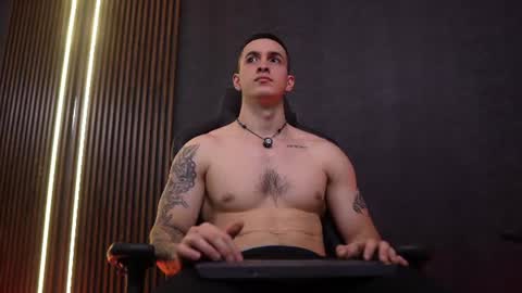 Jackson Olsen online show from July 31, 9:49 pm