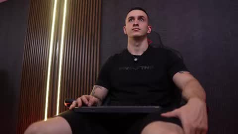 Jackson Olsen online show from July 18, 9:39 pm