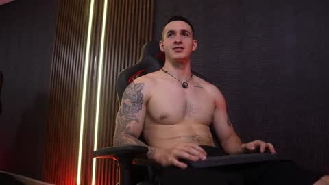 Jackson Olsen online show from June 6, 9:42 pm