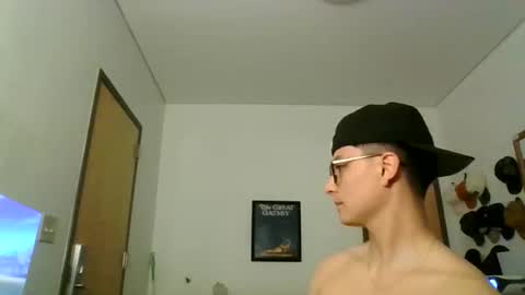 ImZacharyTyler online show from May 23, 3:57 am