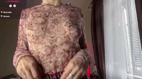 Lillian online show from July 26, 5:38 am