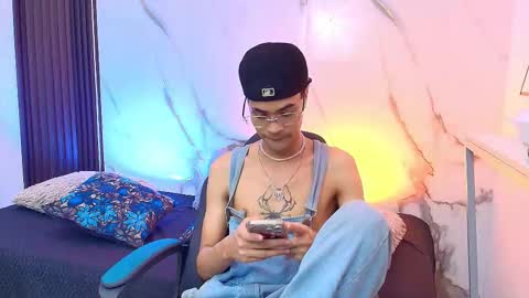 jacob_blackwell online show from March 12, 4:49 am