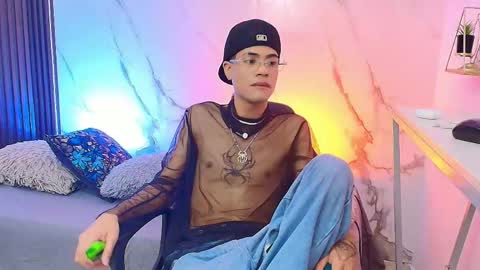 jacob_blackwell online show from March 11, 4:48 am