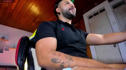 Jacob Stevens Cruz online show from January 9, 2:17 am