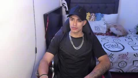 Jacobbakerr online show from July 3, 5:23 am