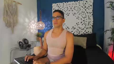 jacobdraven online show from July 1, 3:37 am