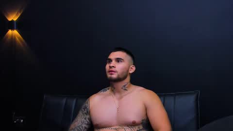 jacobsthorm online show from February 21, 8:07 am