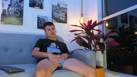 JACOB STONES online show from January 26, 7:42 am