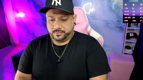 daddy sir master bear online show from April 27, 2:20 am
