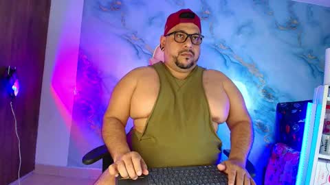 daddy sir master bear online show from March 4, 3:03 am