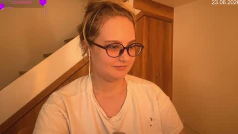 jacywinslat online show from June 24, 8:32 am