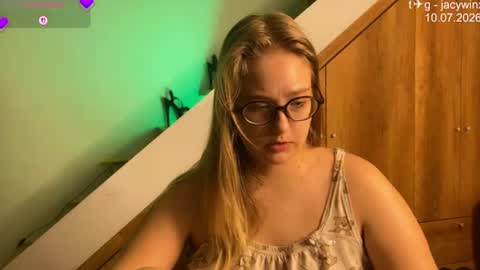 jacywinslat online show from July 10, 7:40 pm