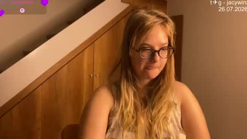 jacywinslat online show from July 26, 9:12 pm