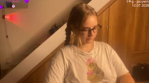 jacywinslat online show from July 13, 8:34 pm