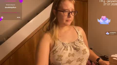 jacywinslat online show from July 27, 9:34 pm