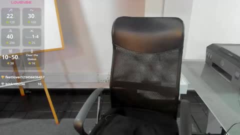 jade_connor online show from May 2, 9:09 pm