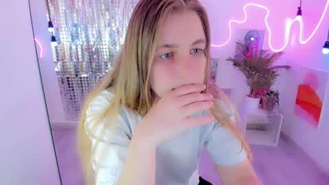 Snapshot of jade_soft chatting on September 26, 9:01 pm Jade online show from September 26, 9:01 pm