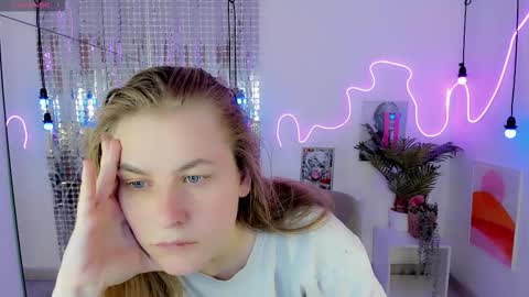 Snapshot of jade_soft chatting on October 24, 8:31 pm Jade online show from October 24, 8:31 pm