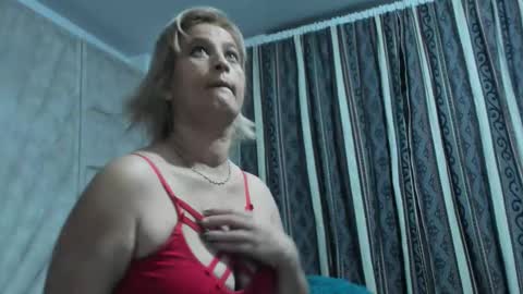 Jade  online show from October 24, 9:54 am