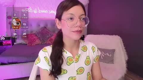 JADE online show from June 22, 8:38 pm