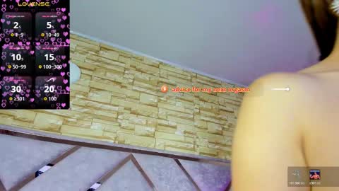 jade white  online show from January 15, 1:31 pm