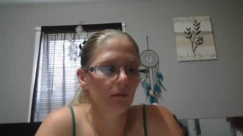 JadeLuv online show from July 3, 5:07 pm