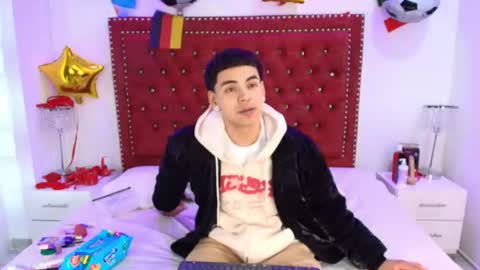 Jaden and Sofia  online show from July 17, 3:19 am