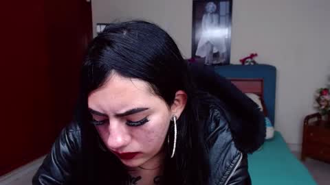 Jade online show from March 11, 11:47 pm