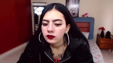 Jade online show from March 7, 3:39 pm