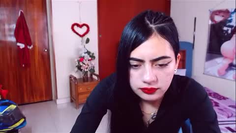 Jade online show from February 8, 2:05 pm