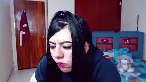 Jade online show from February 22, 1:02 pm