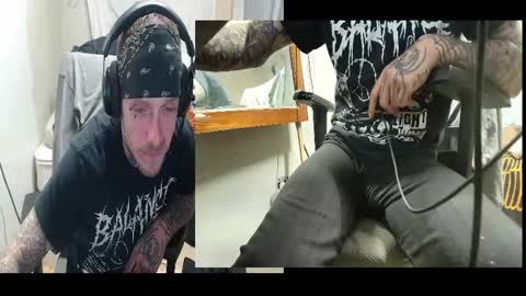 showingitoff online show from May 9, 4:29 am