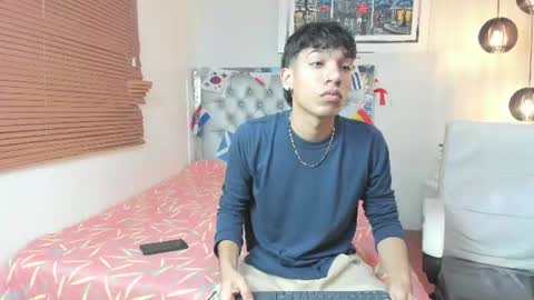 jake_falcon online show from June 18, 11:37 am