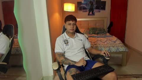 Jake Pons online show from January 25, 9:15 am