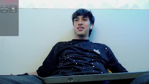 Snapshot of jake_tripp chatting on October 17, 5:00 am jake_tripp online show from October 17, 5:00 am