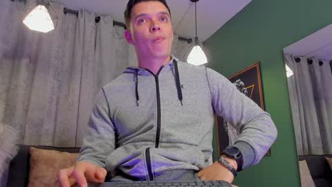 Jake Tyler online show from December 6, 2:51 am