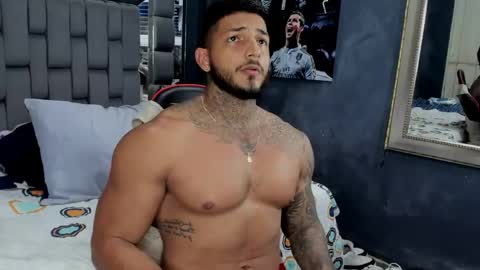 my name is sebas If you come here dont hesitate to say hello Im a guy who really likes having conversations and having hot online show from April 29, 8:13 pm