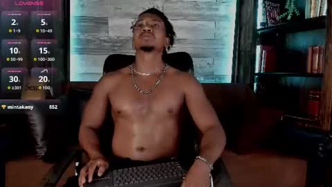   online show from July 3, 8:35 pm