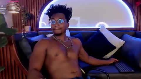   online show from July 29, 10:54 pm
