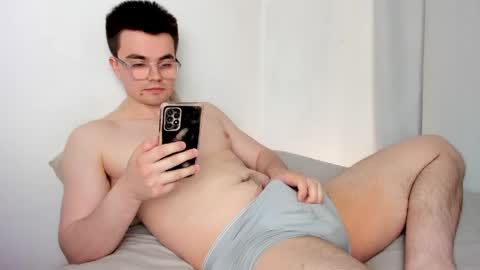 Hey there Im Jame online show from April 26, 7:00 pm