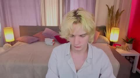 JameMiller online show from April 23, 12:29 pm