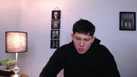 james_cr online show from November 22, 2:32 am