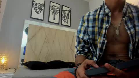 James Walsh online show from February 3, 8:13 pm