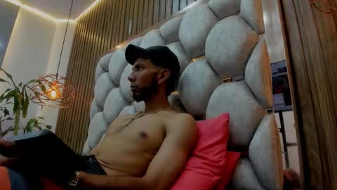 James Walsh online show from February 2, 9:22 pm